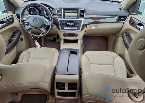 2016 Mercedes-Benz Gl 450 4Matic z USA, uszkodzony, nr VIN 4JGDF6EE8GA633756